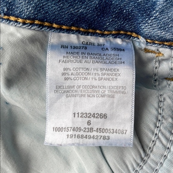 Wrangler Women's High-Rise Rodeo Straight Leg Crop Jean - Picture 10 of 16